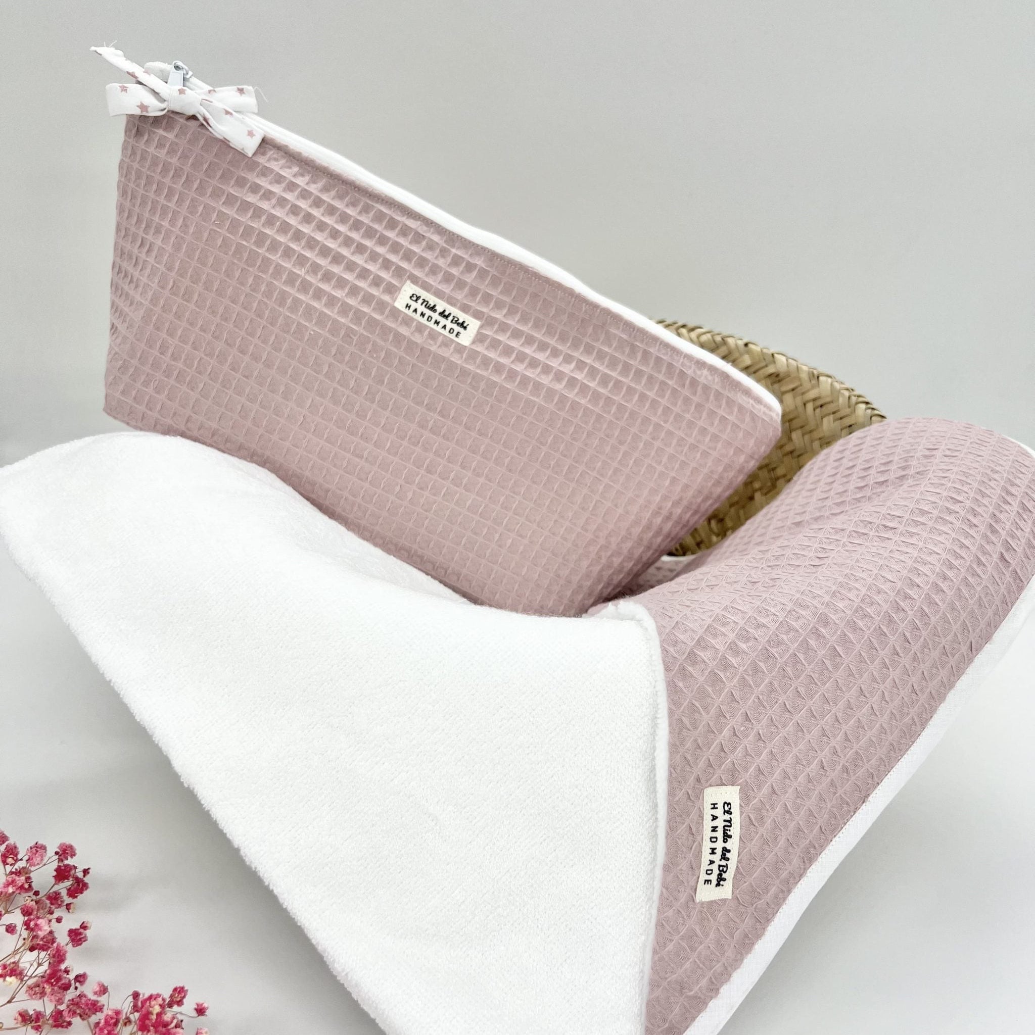 Capa de baño y neceser impermeable waffle rosa palo