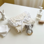 Cambiador Impermeable Volantes Flores Beige